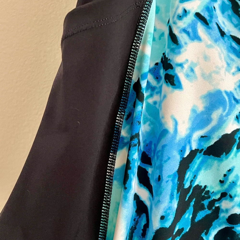 Blue two piece active set - Picture 3 of 6